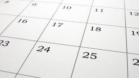 calendar-shutterstock_35364616