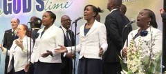 Sincere Praise: Come Into His Presence